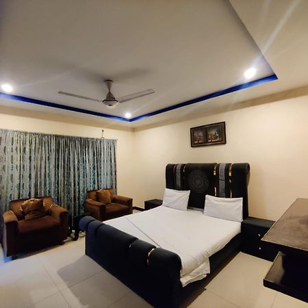 Luxury Guest Rooms ราวัลปินดี ภายนอก รูปภาพ
