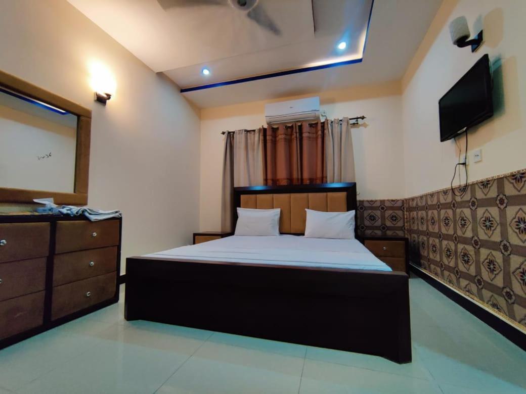 Luxury Guest Rooms ราวัลปินดี ภายนอก รูปภาพ